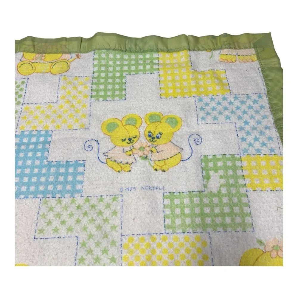 Vtg Curity Baby Fleece Blanket Patchwork Pals Animals USA Dated 1979 Green